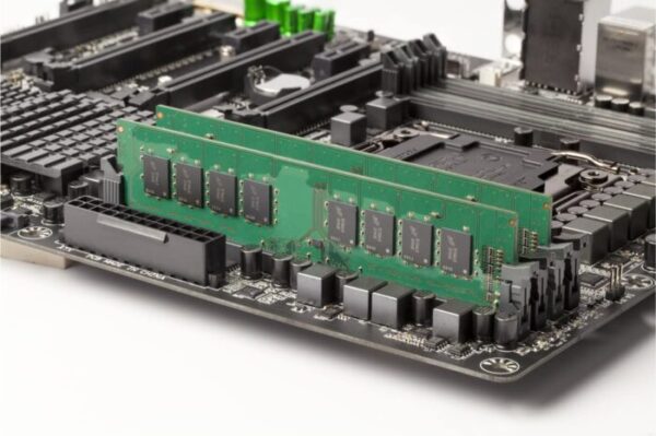 Crucial RAM CT8G4DFRA32A 8GB DDR4 3200 MHz CL22 Desktop Memory